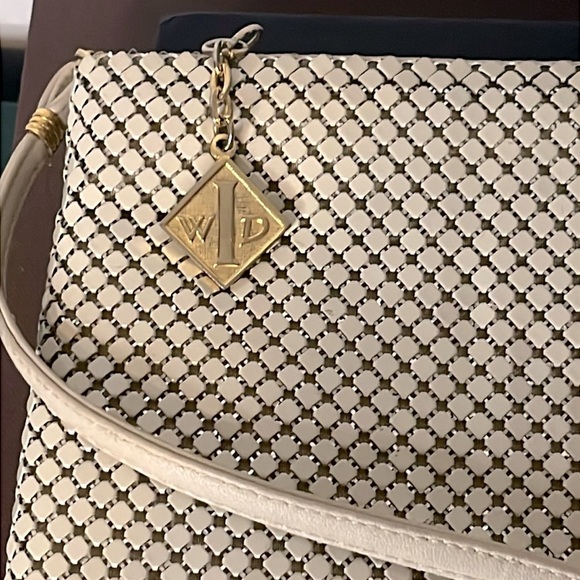 Whiting & Davis International Ivory Mesh Vintage 1980s Bag - Picture 2 of 8